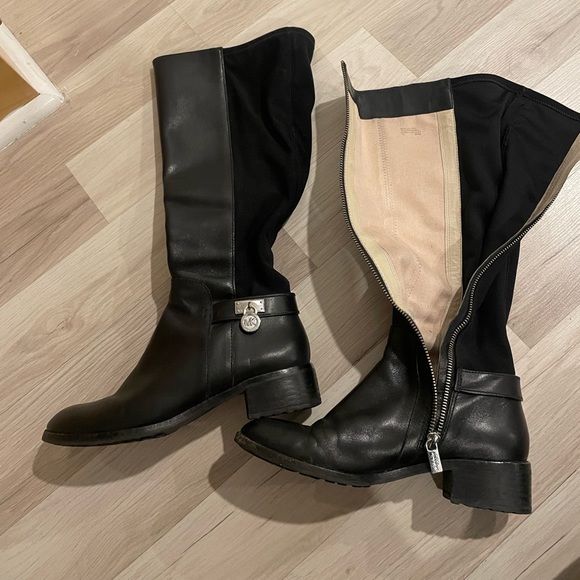 Michael Kors Boots - Picture 2 of 3